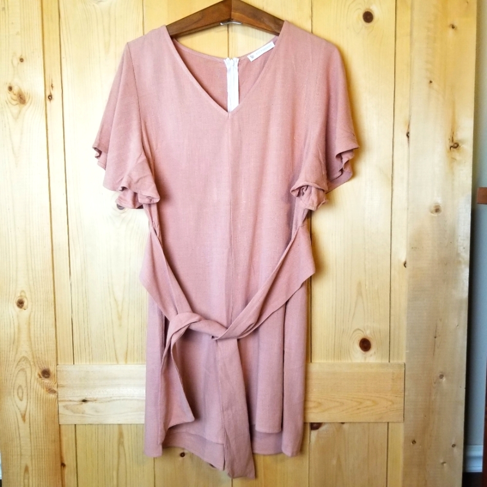 FSL Apparel Linen Blend Dusty Pink Tie Front Zipper Nack Shorts Romper